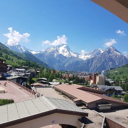 Au Pied Des Pistes Avec Panorama Sur Les Montagnes 公寓
