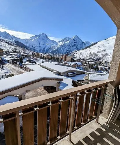 Au Pied Des Pistes Avec Panorama Sur Les Montagnes Апартаменты Ле дез Альп